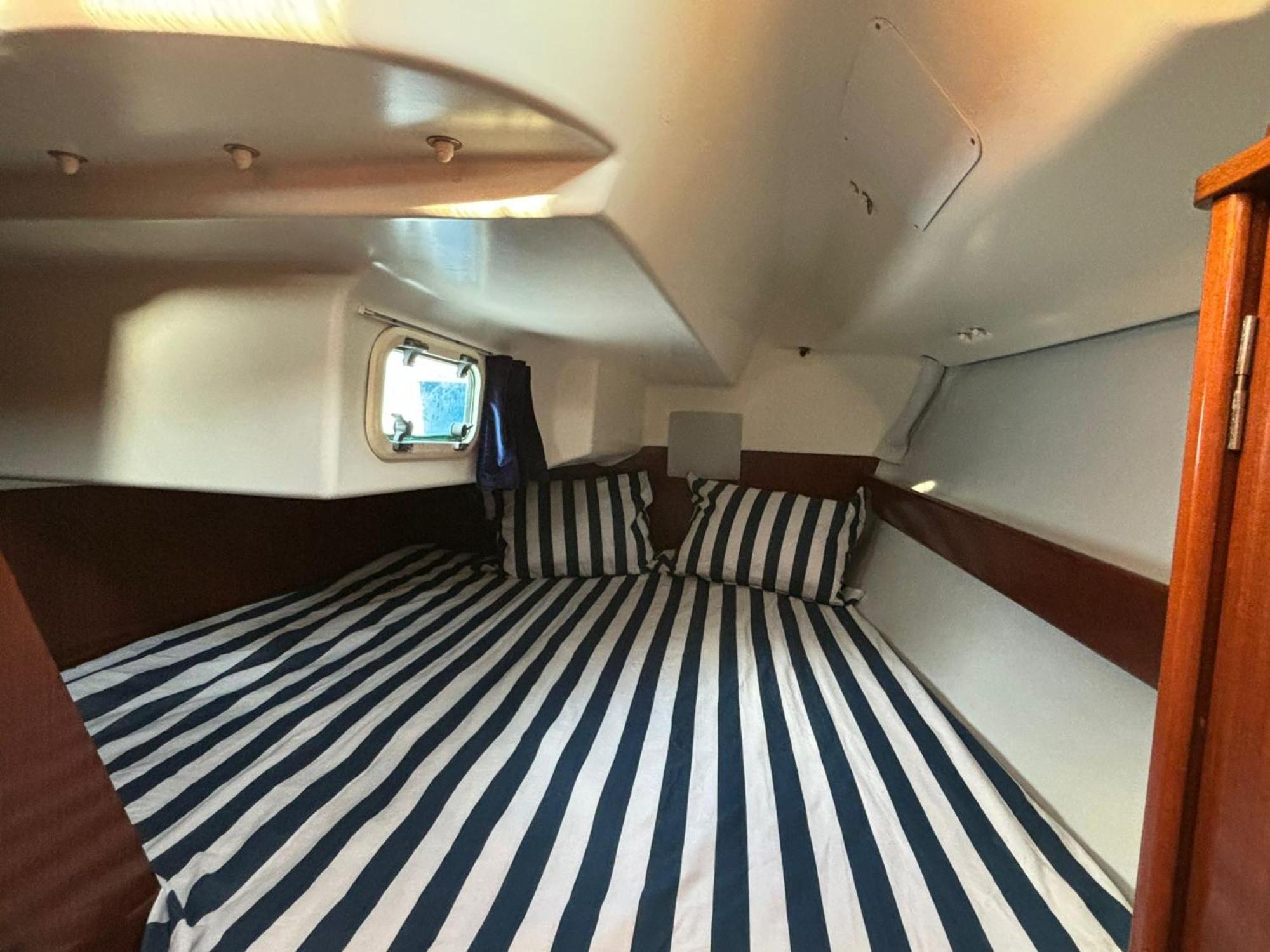 Barco A Vela Em Peniche - West Sailing Hotel Exterior photo