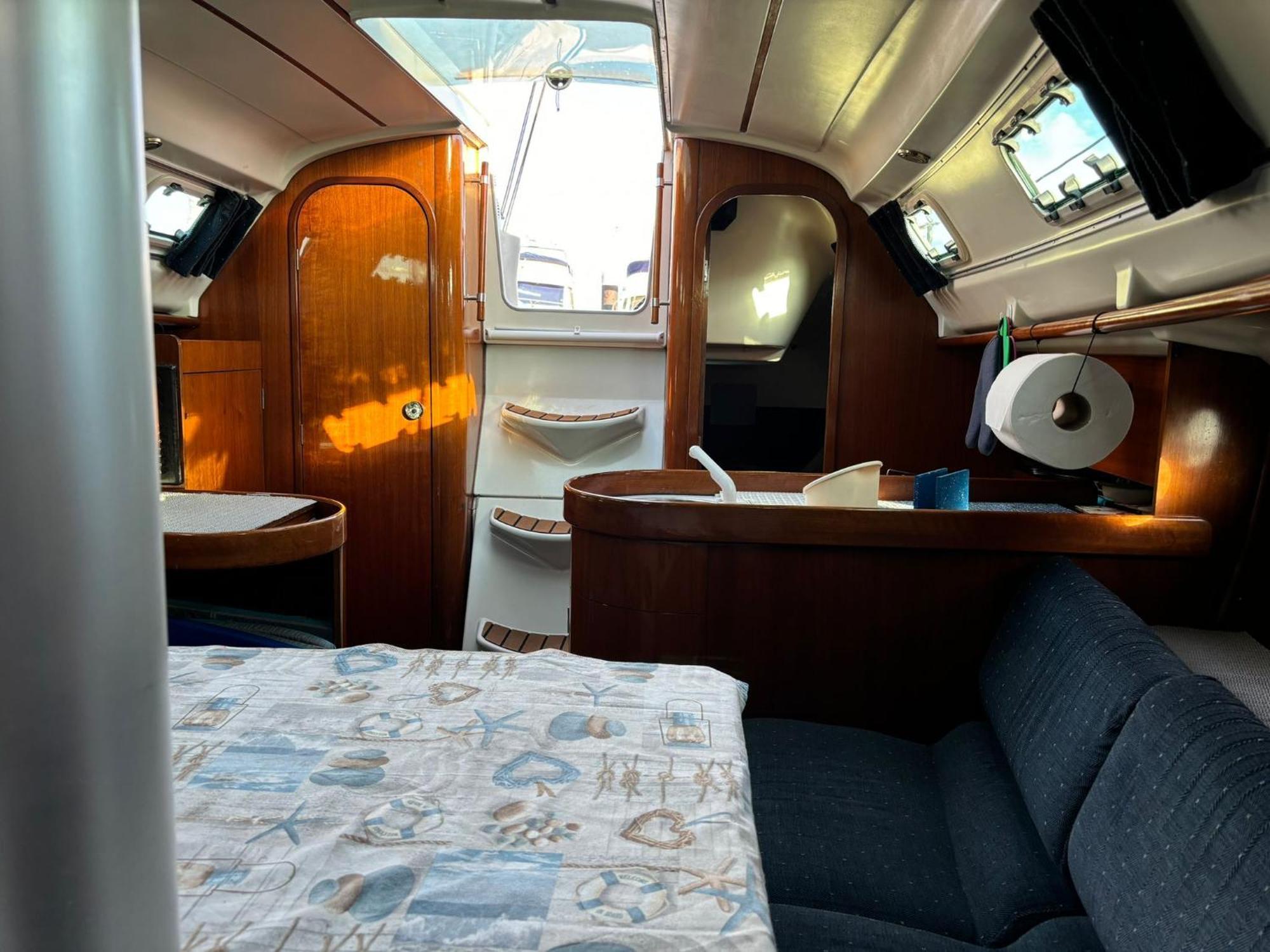 Barco A Vela Em Peniche - West Sailing Hotel Exterior photo